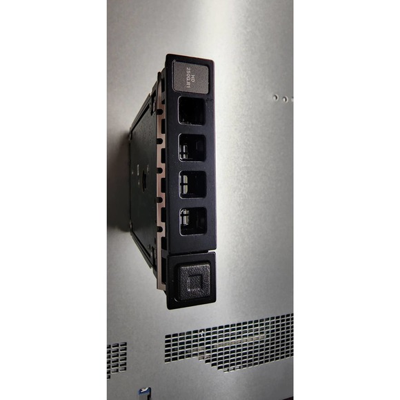 Seagate Constellation.2 ST9250610NS with Mounting Bracket - Picture 3 of 4